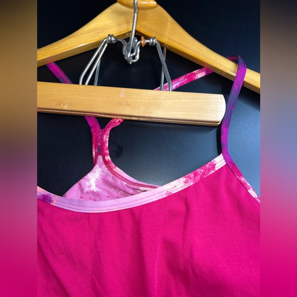 Nike Fuchsia Pink Cascade Drape-Back Active Tankini Top Size Large EUC - Picture 5 of 8